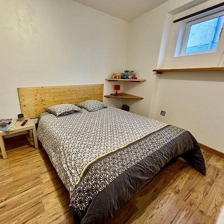 Studio - Baignoire - Pret De Vtt - Lave Linge Le Puy-en-Velay Bagian luar foto