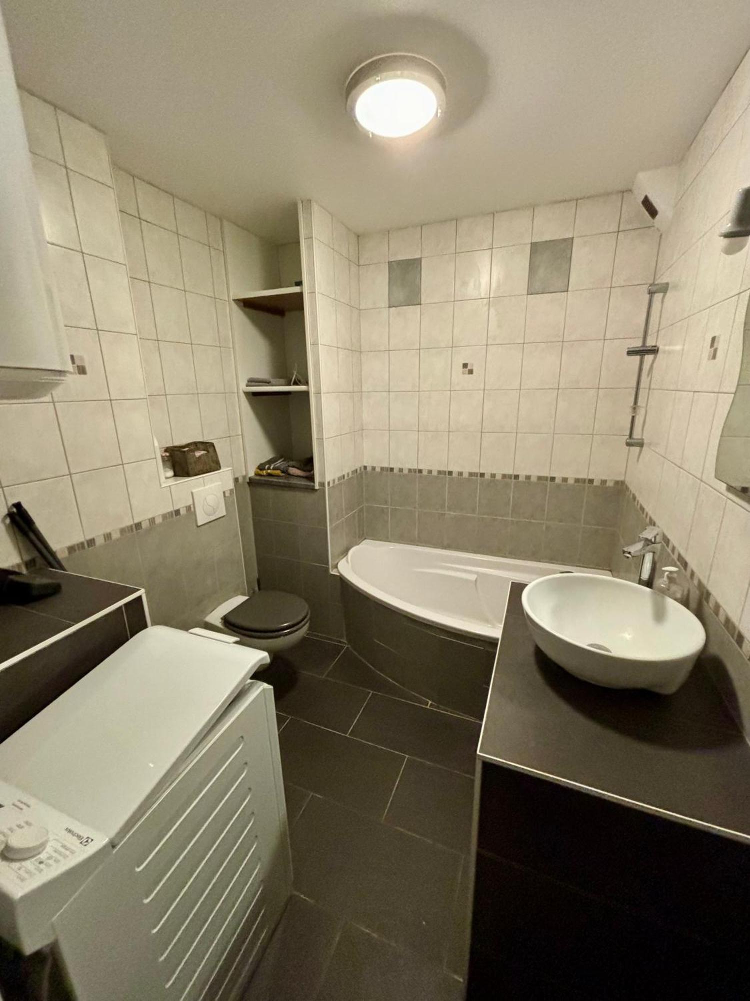 Studio - Baignoire - Pret De Vtt - Lave Linge Le Puy-en-Velay Bagian luar foto